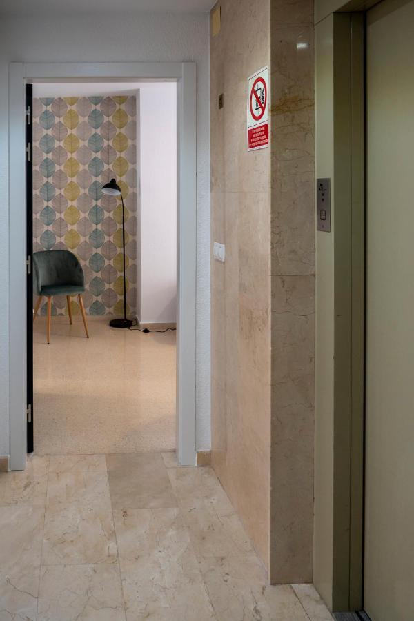 Calma Apartments Benidorm Luaran gambar